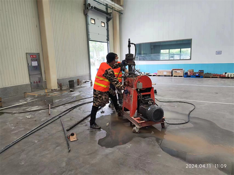 武夷山厂房地面下沉塌陷注浆加固施工